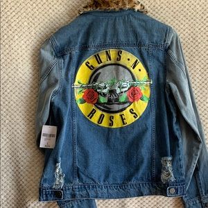 Guns N’ Roses 🌹 distressed jean jacket